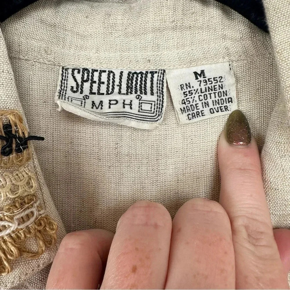 Speed Limit Mph Button Down Top Size Medium Linen Blend Boho Embroidered Artsy - Picture 10 of 10